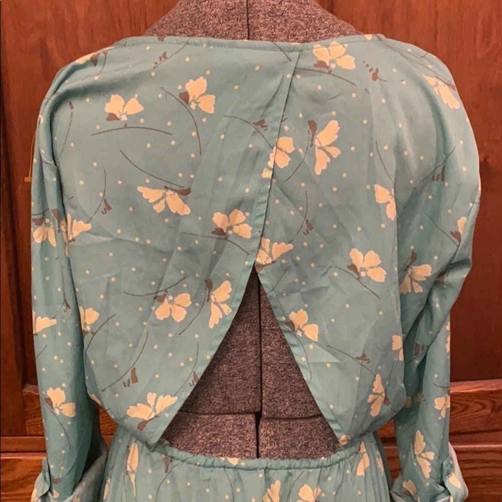 𝅺o'neill open back dress - Picture 3 of 4